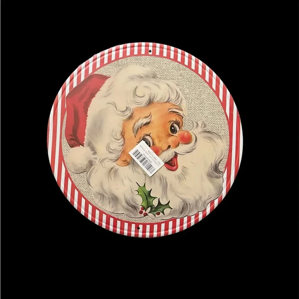 Santa Holiday Round Wall ready To Hang Wall Decor BNWT  *Firm*